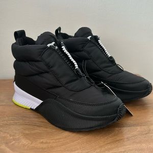 SOREL Women's Out 'N About Puffy Zip Waterproof Boot